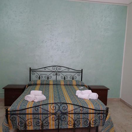 פראביטה B&B New Antico Palazzo מראה חיצוני תמונה