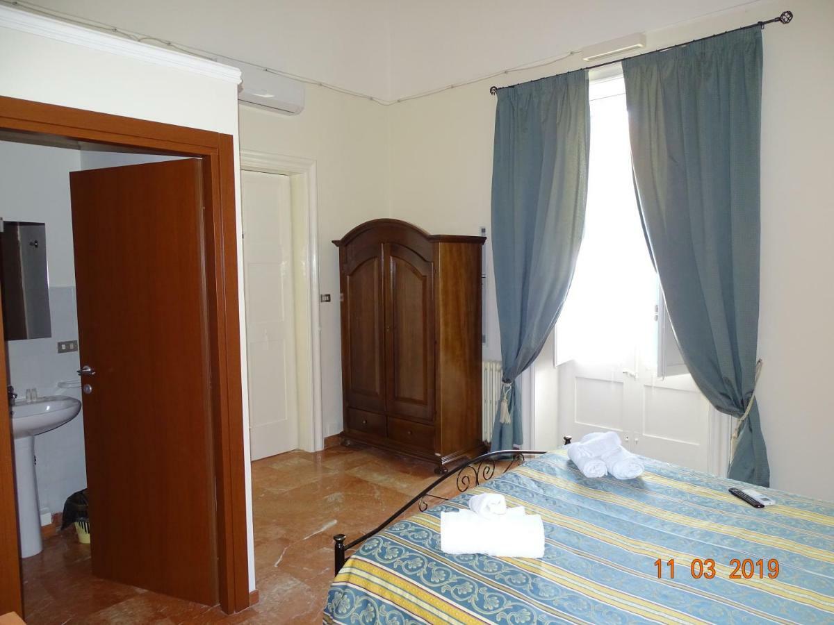 פראביטה B&B New Antico Palazzo מראה חיצוני תמונה