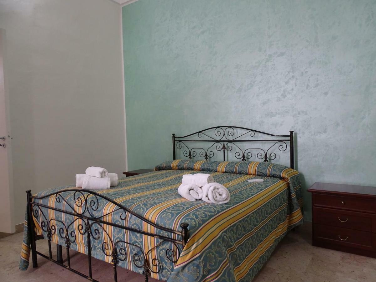 פראביטה B&B New Antico Palazzo מראה חיצוני תמונה