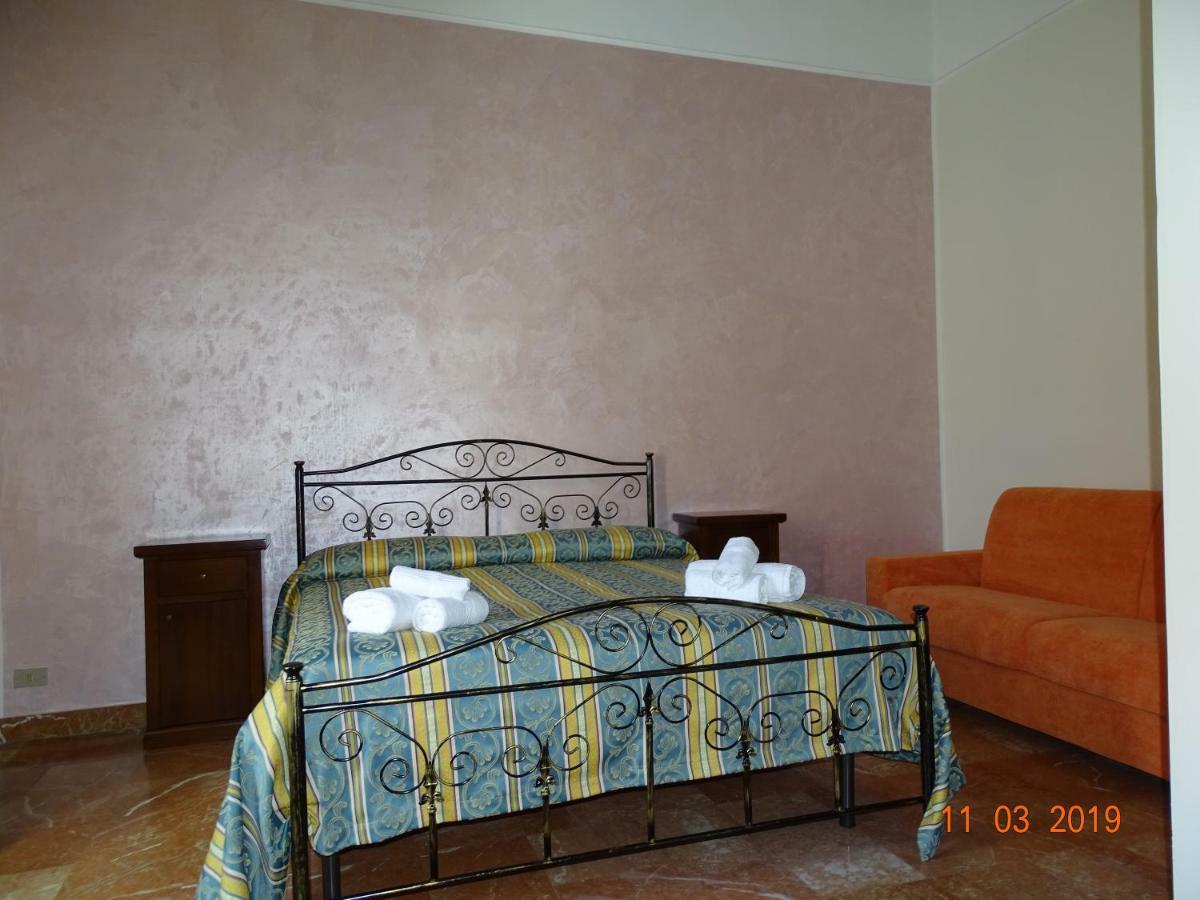 פראביטה B&B New Antico Palazzo מראה חיצוני תמונה