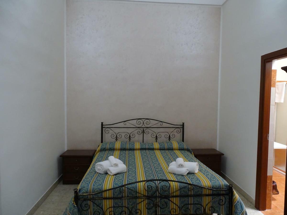 פראביטה B&B New Antico Palazzo מראה חיצוני תמונה