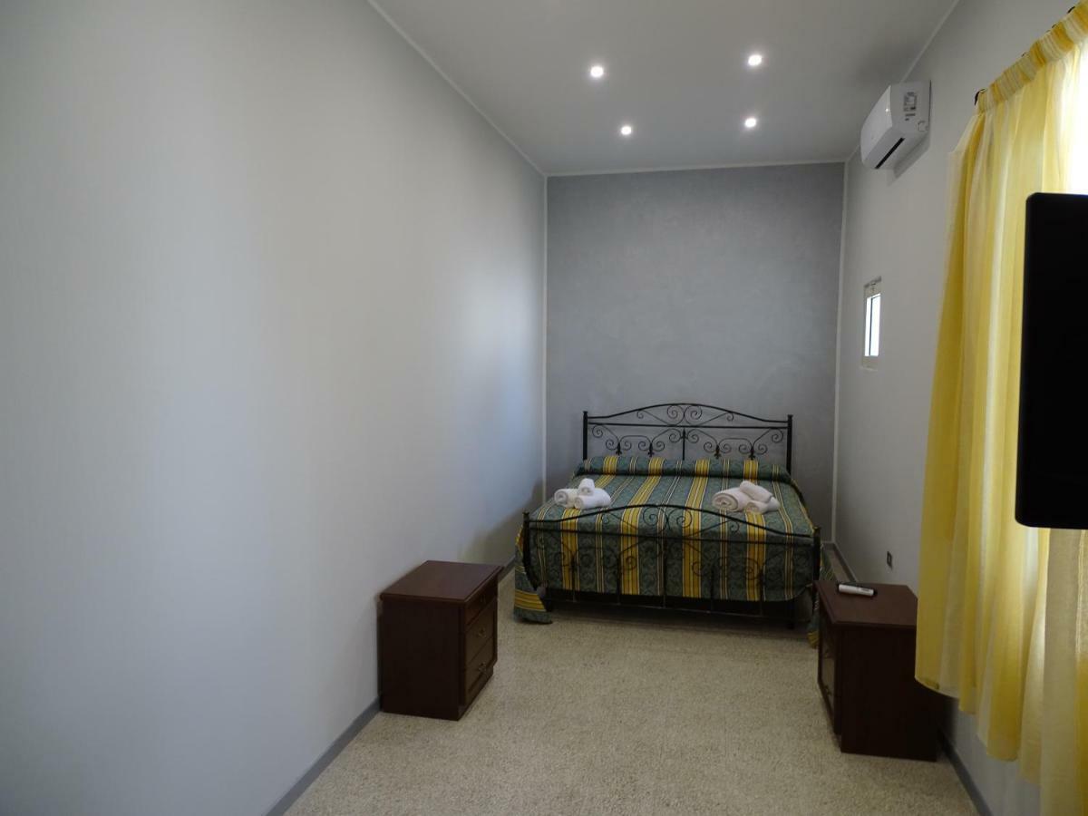 פראביטה B&B New Antico Palazzo מראה חיצוני תמונה